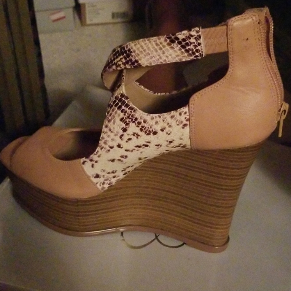 Wedges - Picture 2 of 3